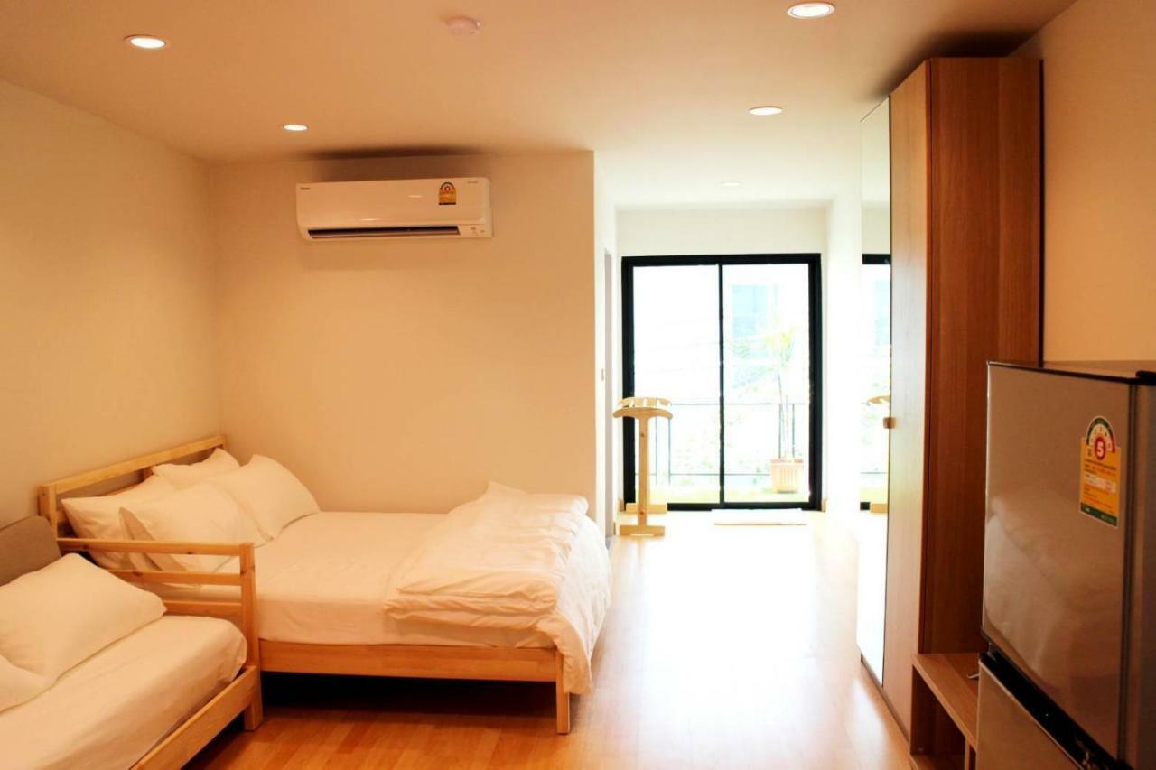 Live Like A Local In Ekkamai Apartment Bangkok Exterior photo